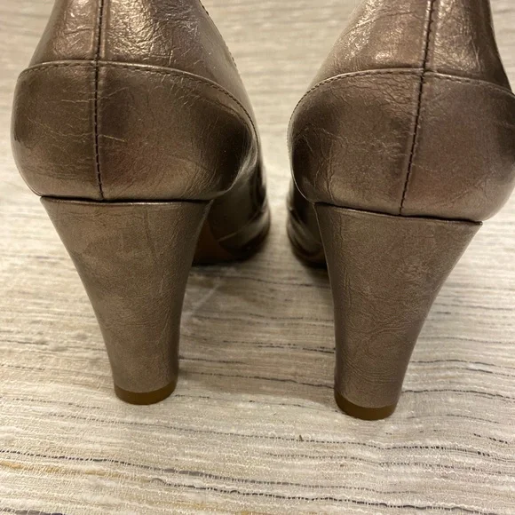 A2 by AEROSOLES- so COMFORTABLE! Style “Big Ben” - Picture 3 of 4